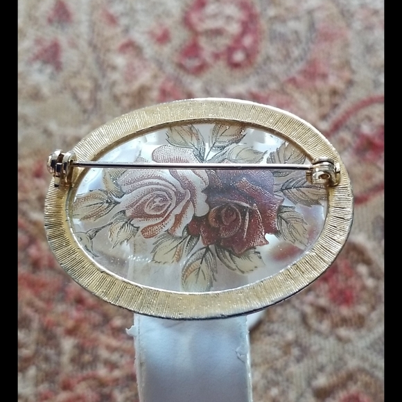 Etched Roses Brooch - Picture 9 of 16